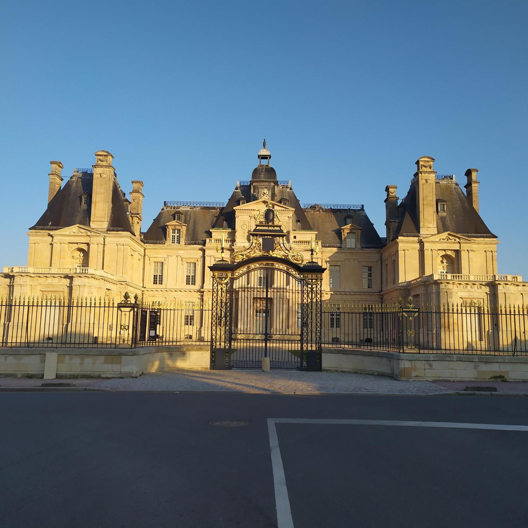 B&B Avec Piscine Proche De Paris Maisons-Laffitte Exterior photo